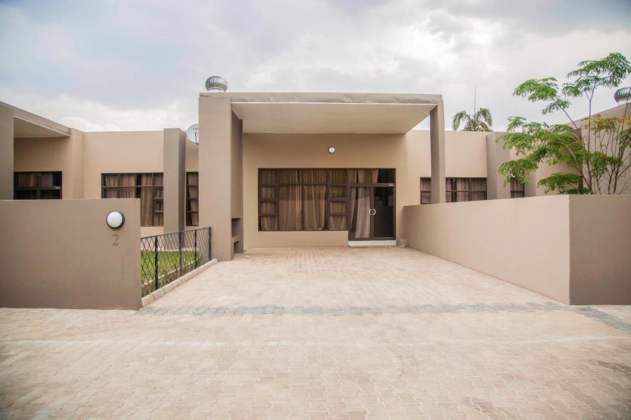 Longhorn Executive Apartments Lusaka Exterior foto